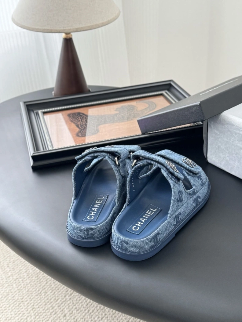 Refined Chxnxl Sandals 121927