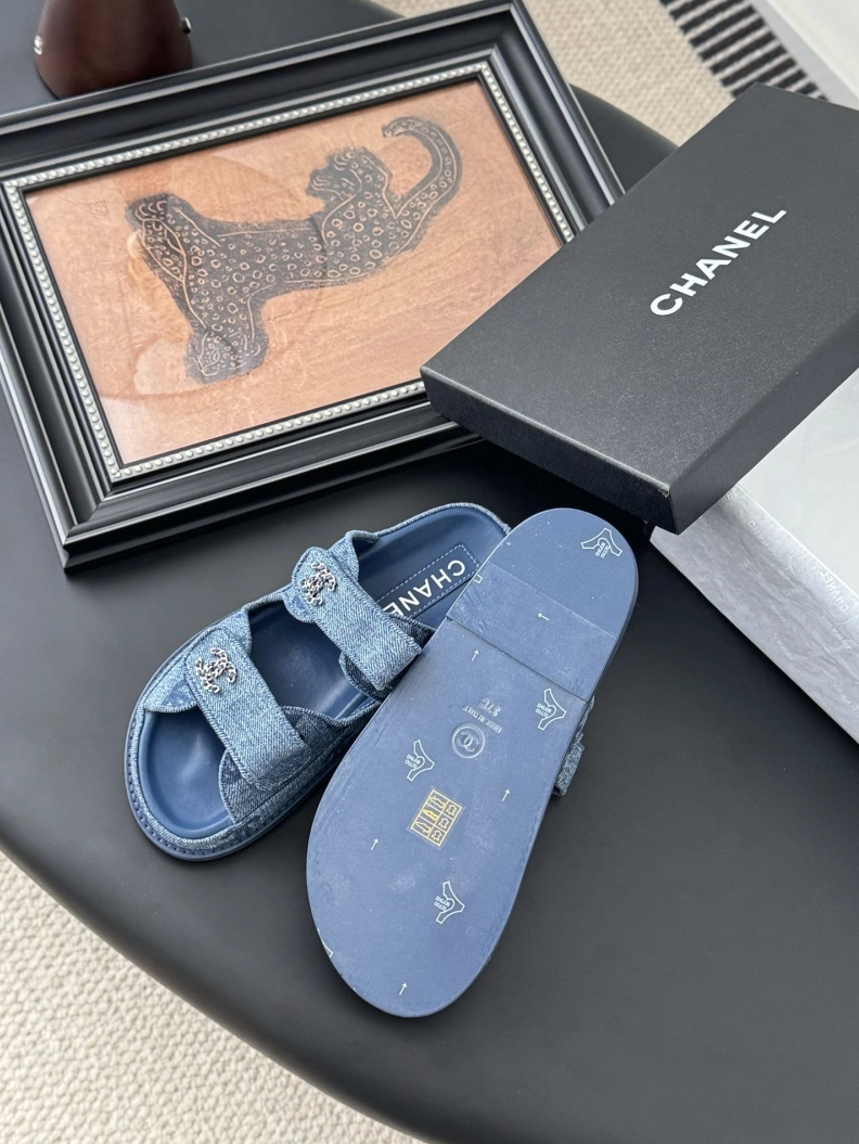 Refined Chxnxl Sandals 121927