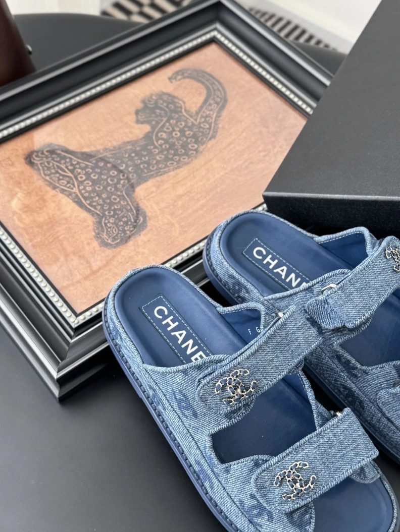 Refined Chxnxl Sandals 121927