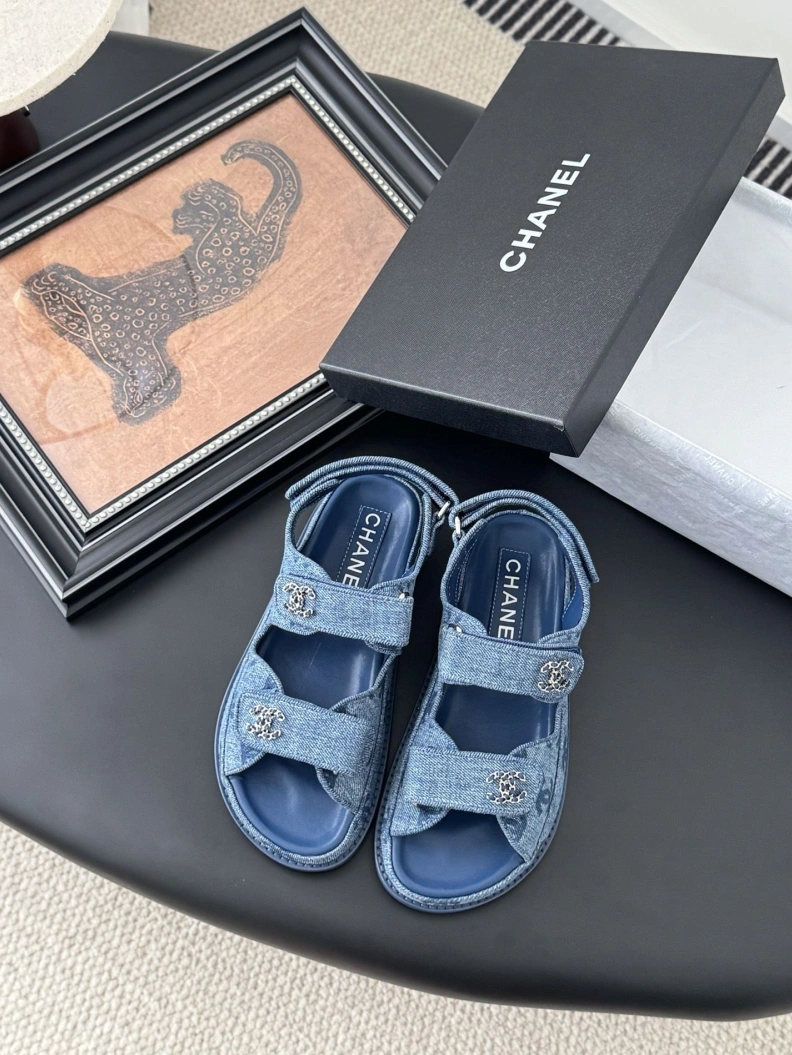 Reliable Chxnxl Sandals 121916