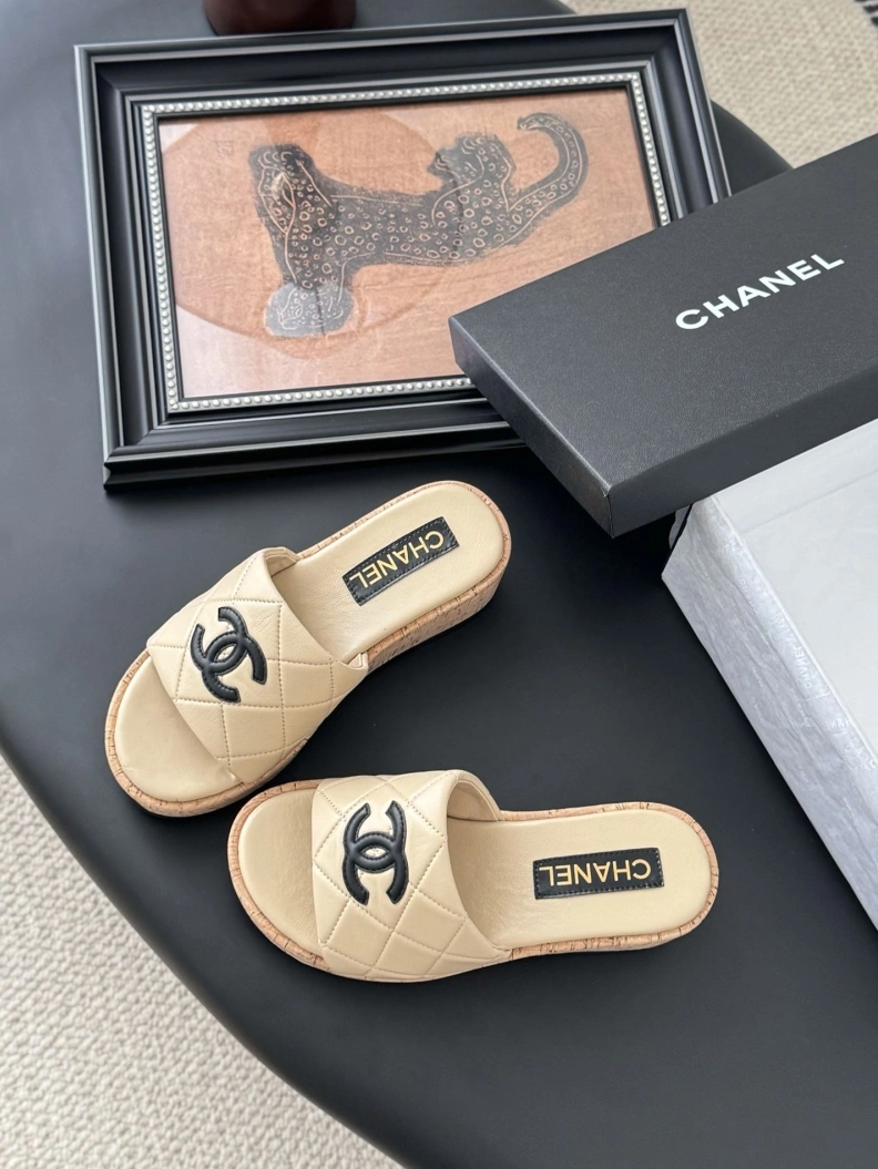 Chxnxl Slippers Compact 121835