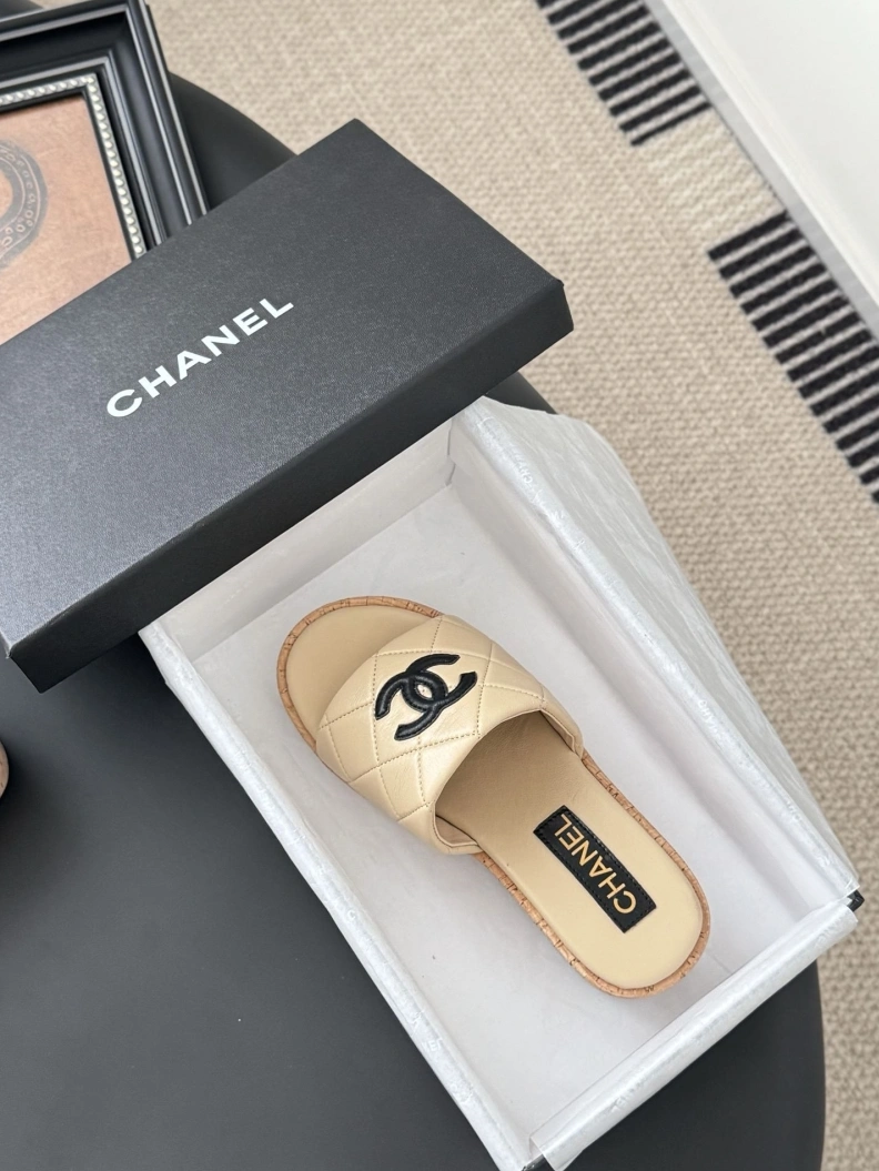 Chxnxl Slippers Compact 121835