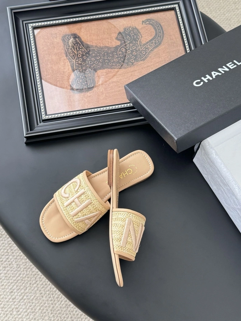 Chxnxl Slippers StreetReady 121832