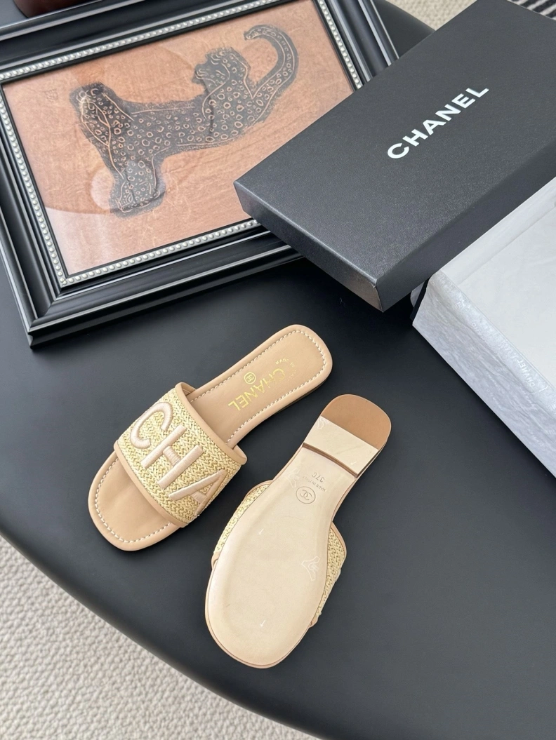 Chxnxl Slippers StreetReady 121832