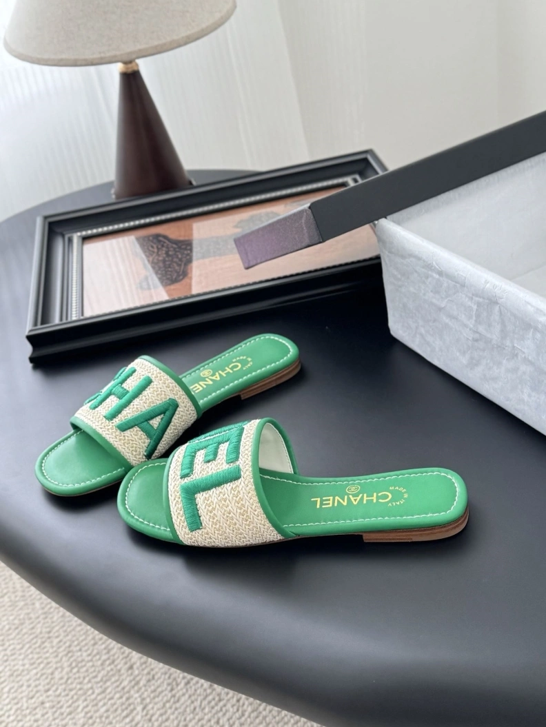 Chxnxl Slippers WellDesigned 121830