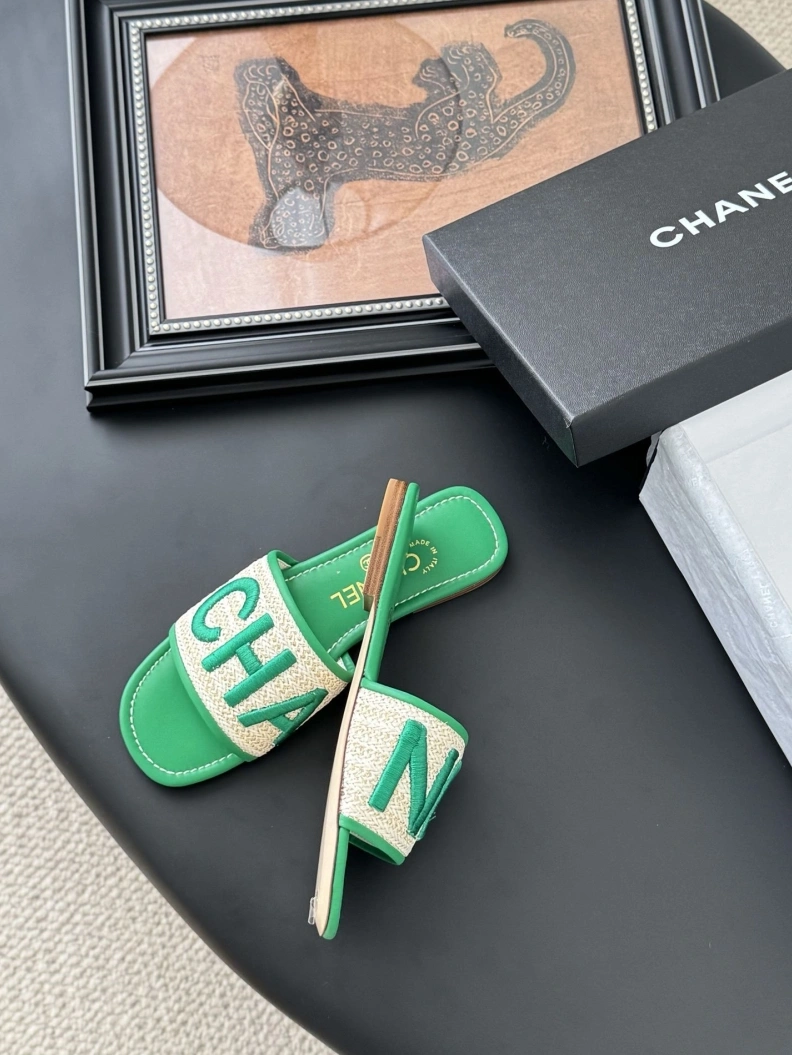Chxnxl Slippers WellDesigned 121830