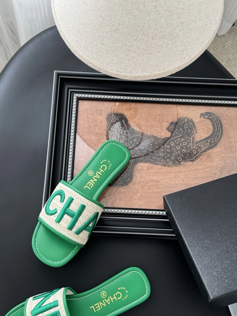 Chxnxl Slippers WellDesigned 121830