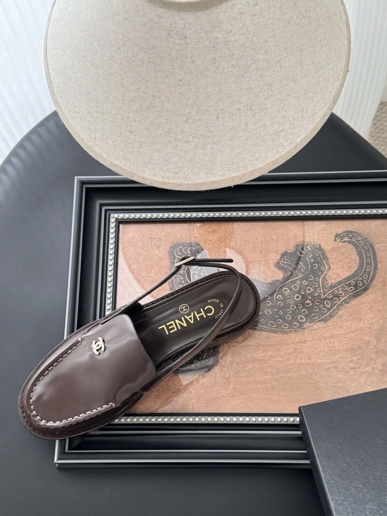 Durable Chxnxl Sandals 121926