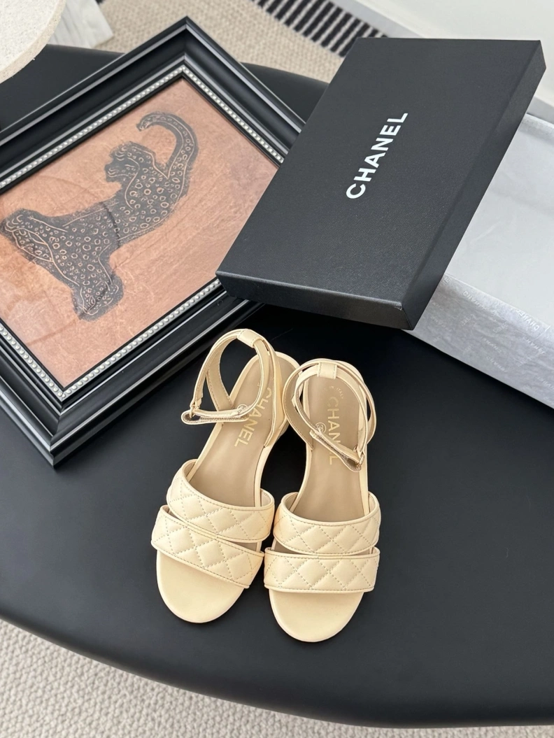 Breathable Chxnxl Sandals 121928