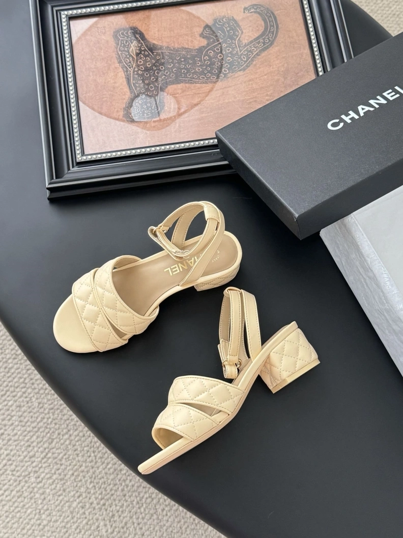 Breathable Chxnxl Sandals 121928
