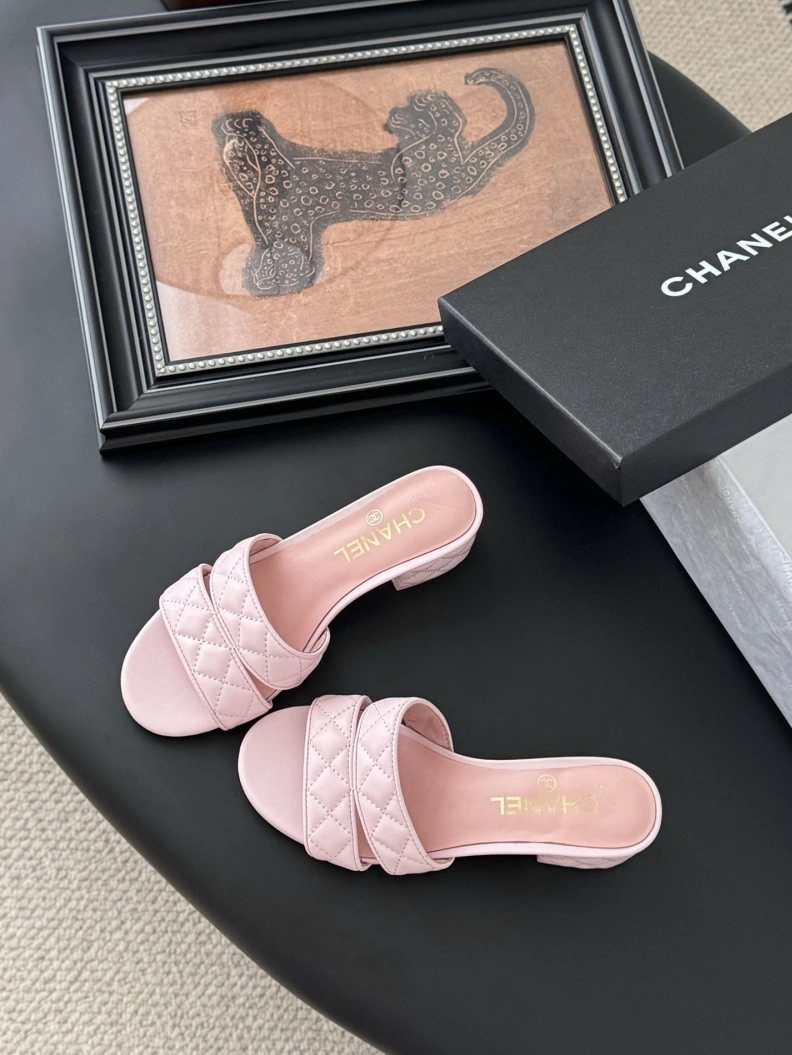 Practical Chxnxl Sandals 121919