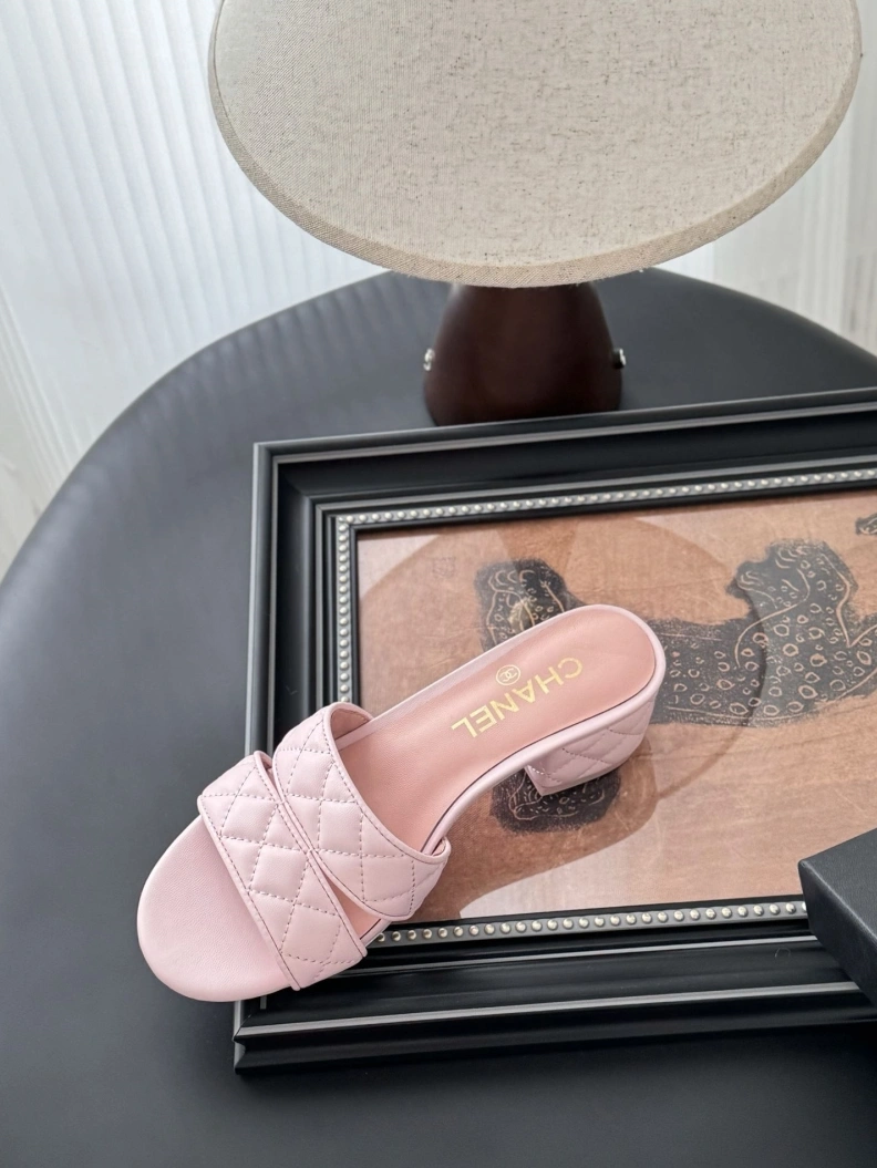 Practical Chxnxl Sandals 121919