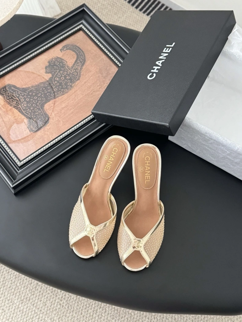 GoAnywhere Chxnxl Sandals 121910