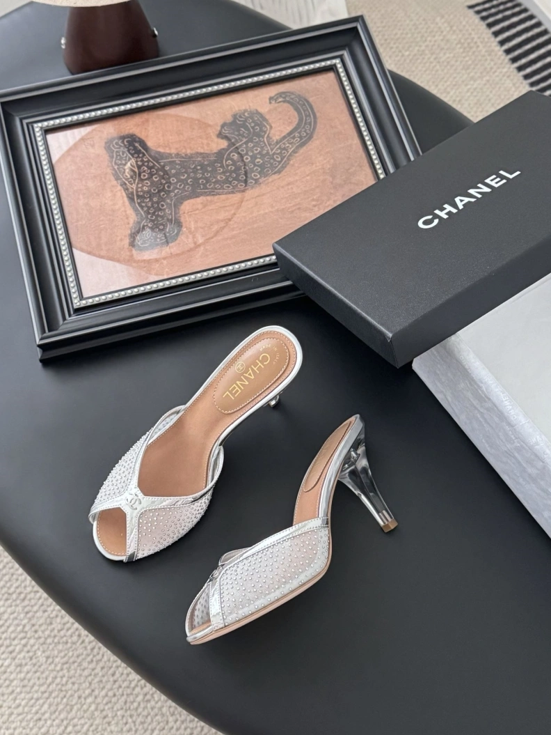 Comfortable Chxnxl Sandals 121908