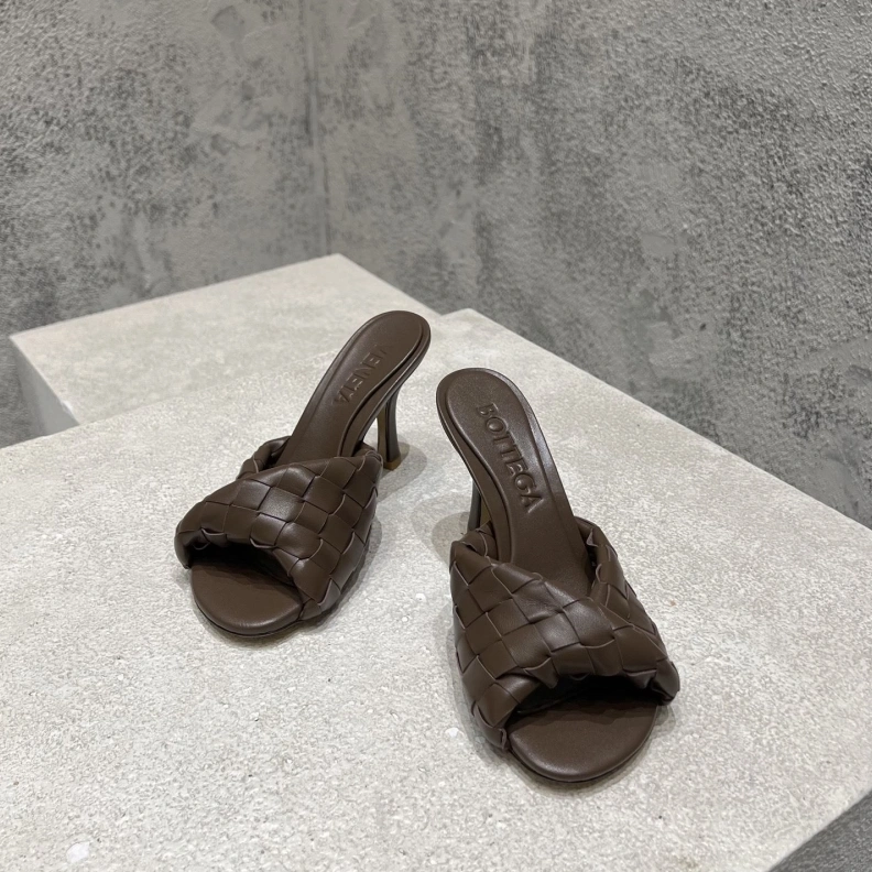 Bxttxga Vxnxta Slippers Sleek 112772
