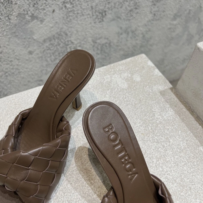 Bxttxga Vxnxta Slippers Sleek 112772