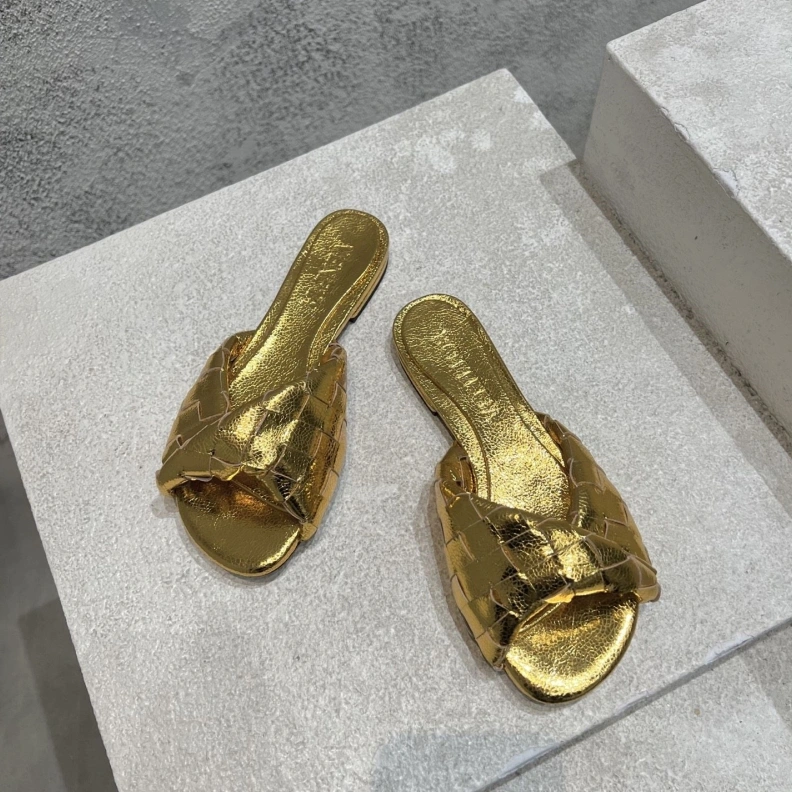Bxttxga Vxnxta Slippers Sleek 112758
