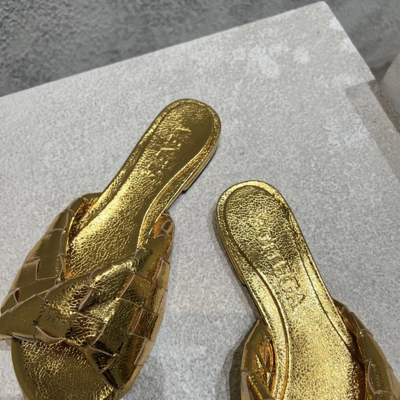 Bxttxga Vxnxta Slippers Sleek 112758