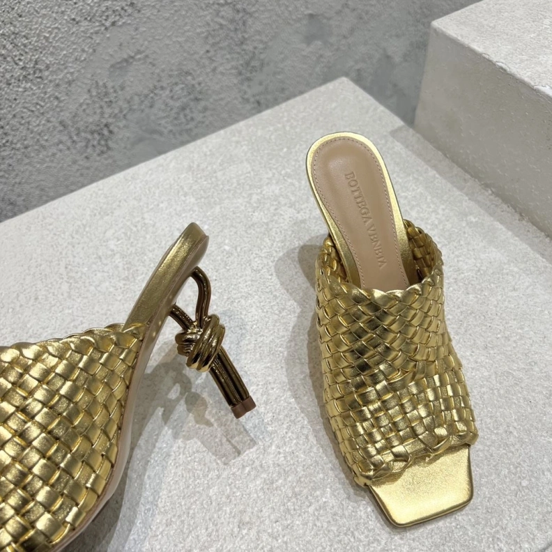 Popular Bxttxga Vxnxta Sandals 112817