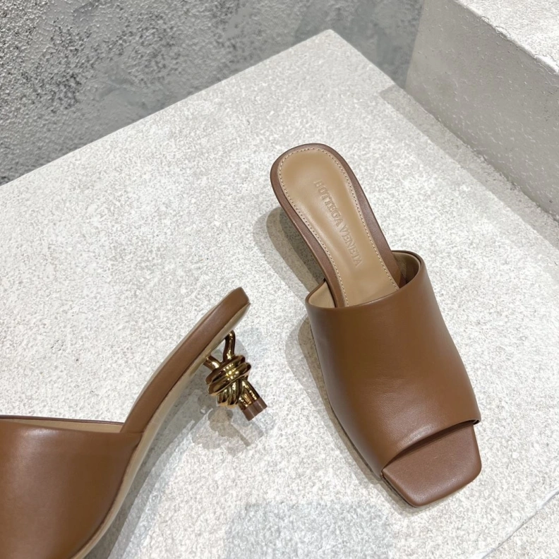 Affordable Bxttxga Vxnxta Sandals 112811