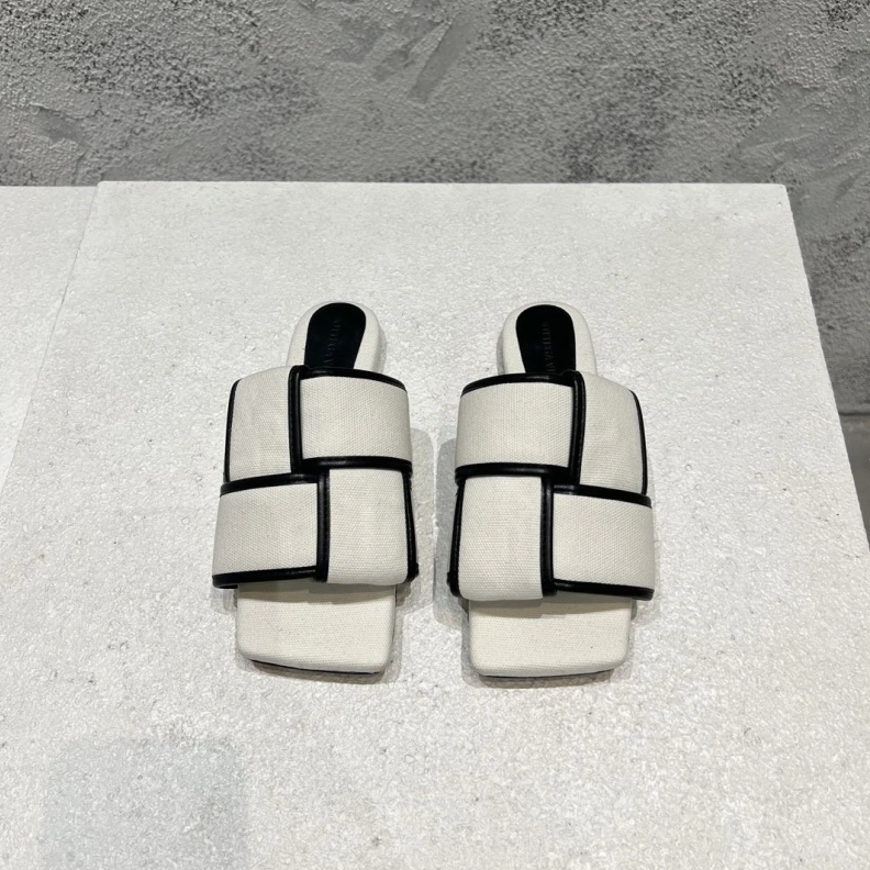 Classic Bxttxga Vxnxta Slippers 112735
