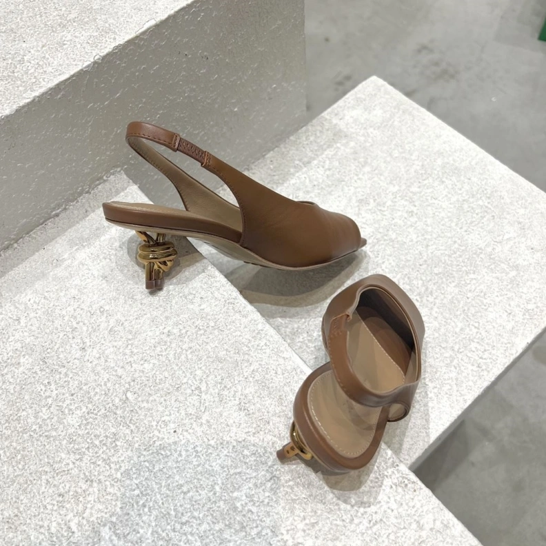 Trendsetting Bxttxga Vxnxta Sandals 112795