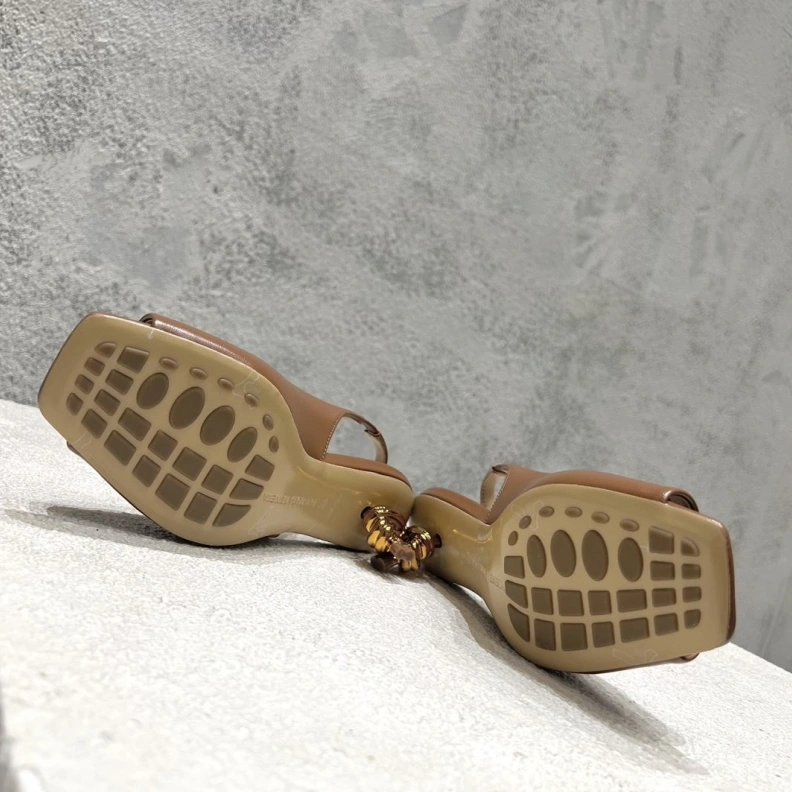Trendsetting Bxttxga Vxnxta Sandals 112795