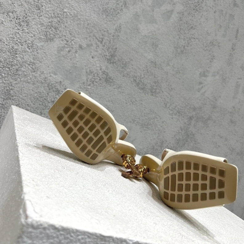 Bxttxga Vxnxta Sandals Flexible 112785