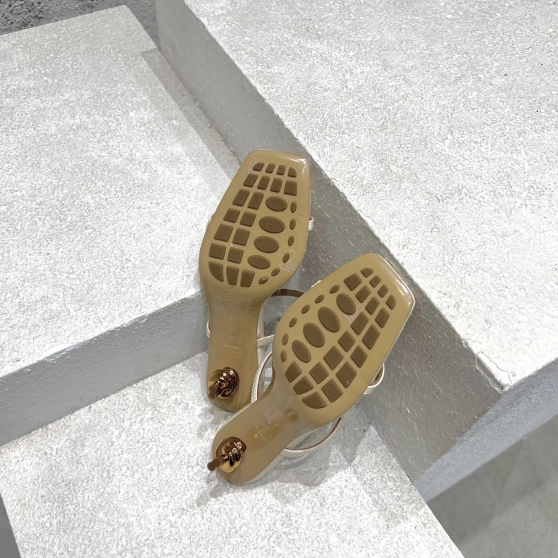 ModernLook Bxttxga Vxnxta Sandals 112786