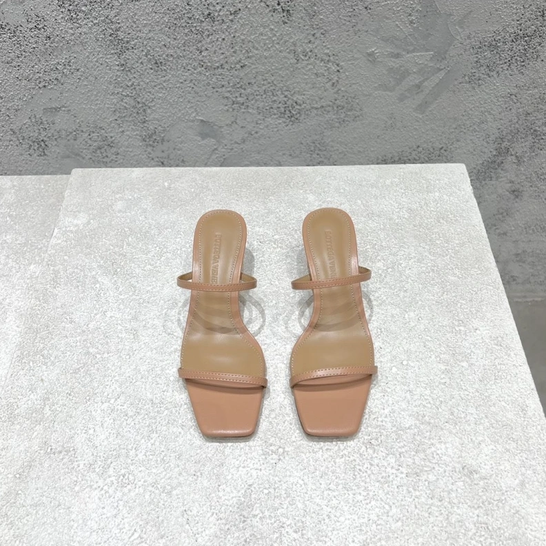 NewStyle Bxttxga Vxnxta Sandals 112797