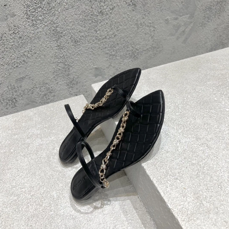 WellDesigned Bxttxga Vxnxta Sandals 112776