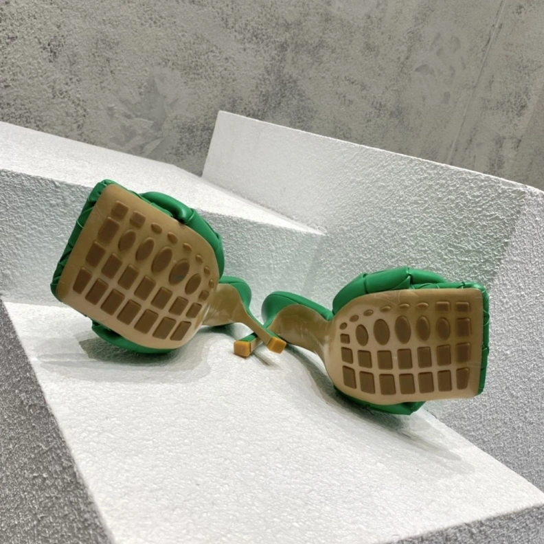 Bxttxga Vxnxta Slippers Bright 112731