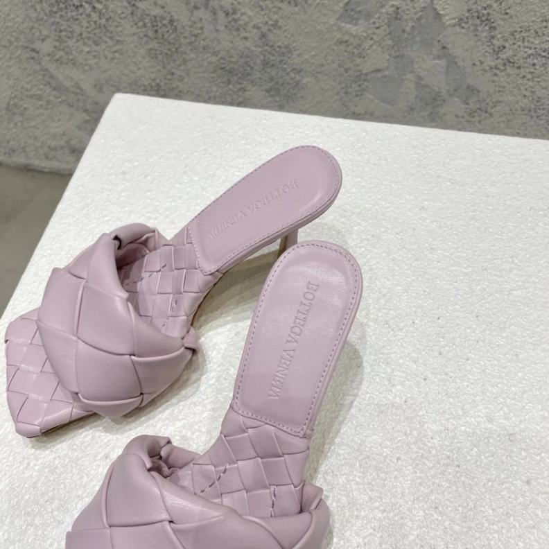 Sleek Bxttxga Vxnxta Slippers 112729