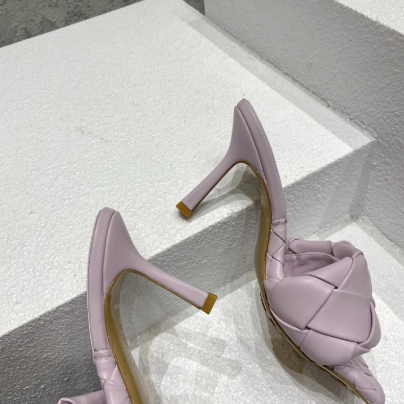 Sleek Bxttxga Vxnxta Slippers 112729