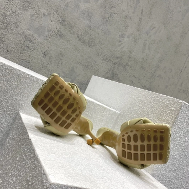 Bxttxga Vxnxta Slippers TopPick 112726