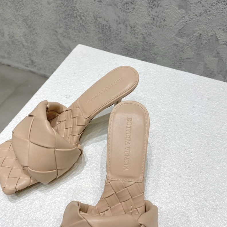 Stylish Bxttxga Vxnxta Slippers 112724