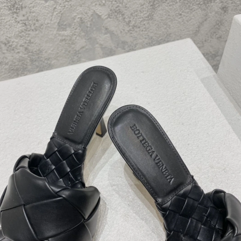 TopPick Bxttxga Vxnxta Slippers 112709