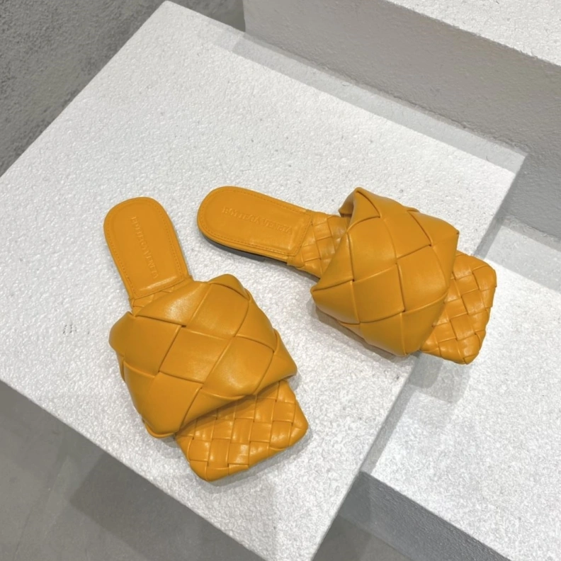 Efficient Bxttxga Vxnxta Slippers 112719