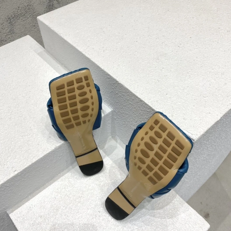 Bxttxga Vxnxta Slippers Resilient 112712