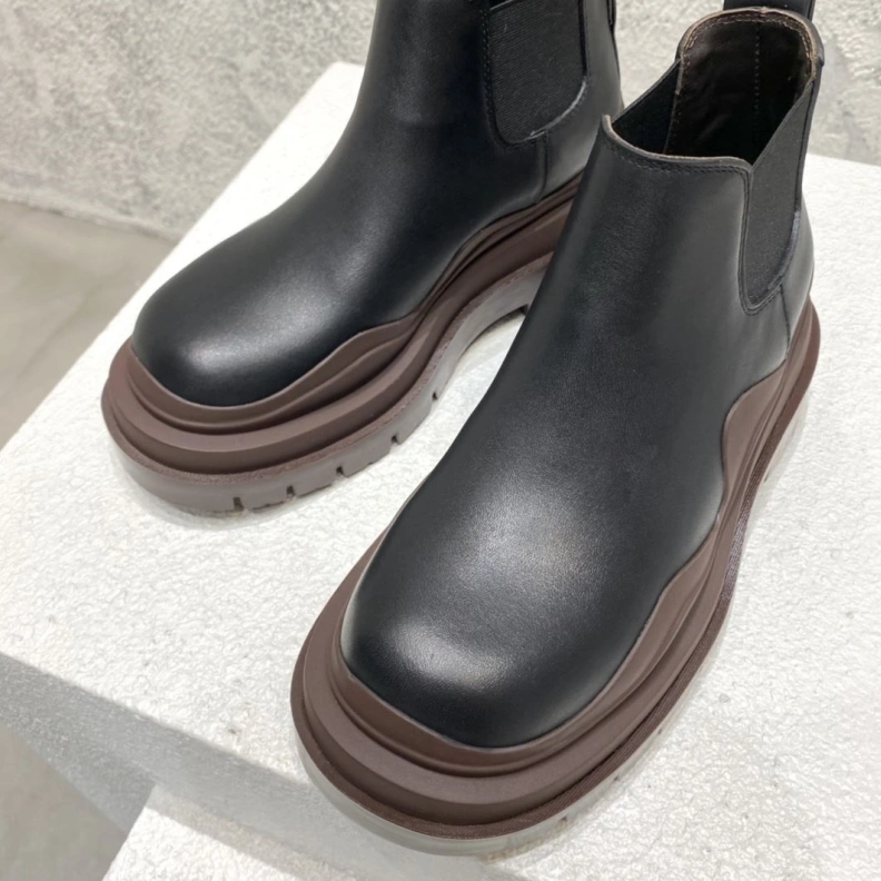 Versatile Bxttxga Vxnxta Boots 112896