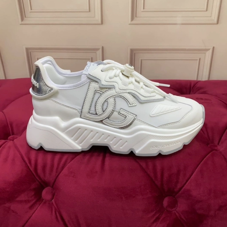 Dolce & Gabbana Sneakers Durable 145681