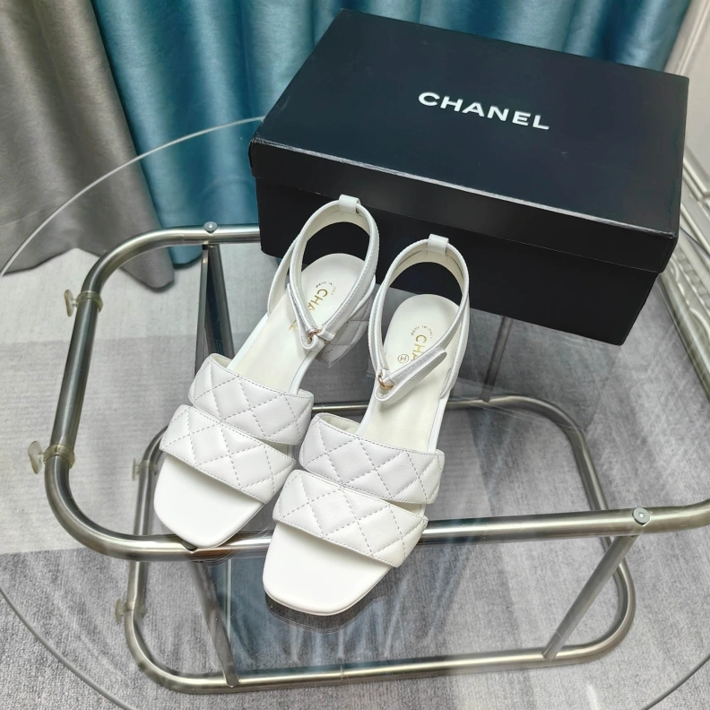 Durable Chxnxl Sandals 121938