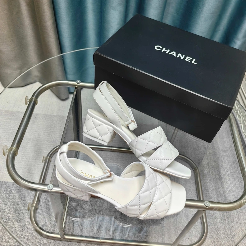 Durable Chxnxl Sandals 121938