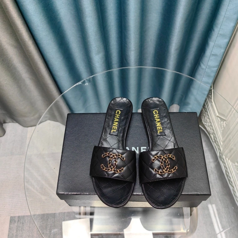 Chxnxl Slippers Compact 121815