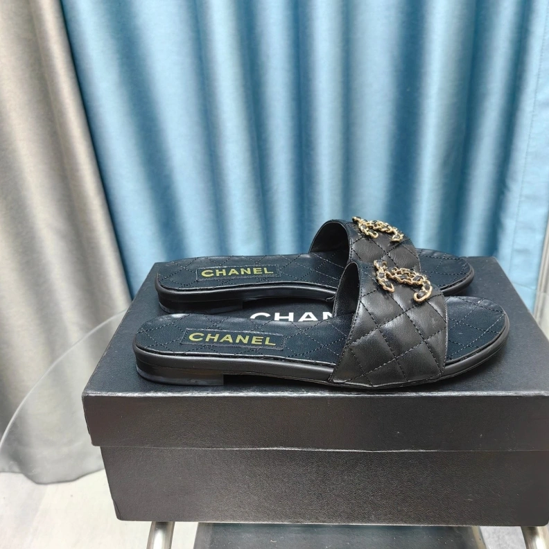 Chxnxl Slippers Compact 121815