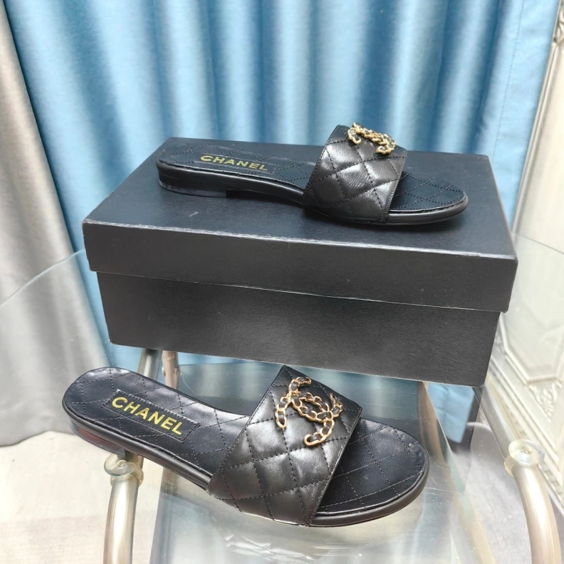 Chxnxl Slippers Compact 121815