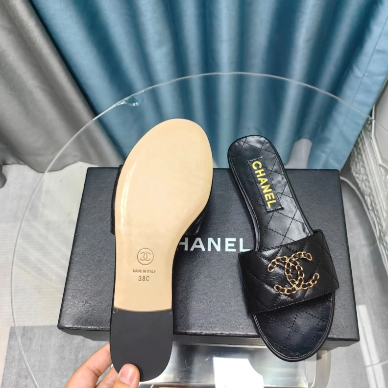 Chxnxl Slippers Compact 121815