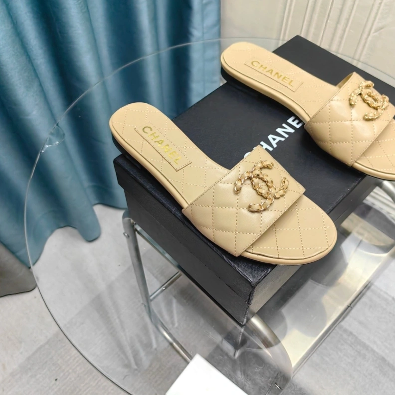 AllSeason Chxnxl Slippers 121813