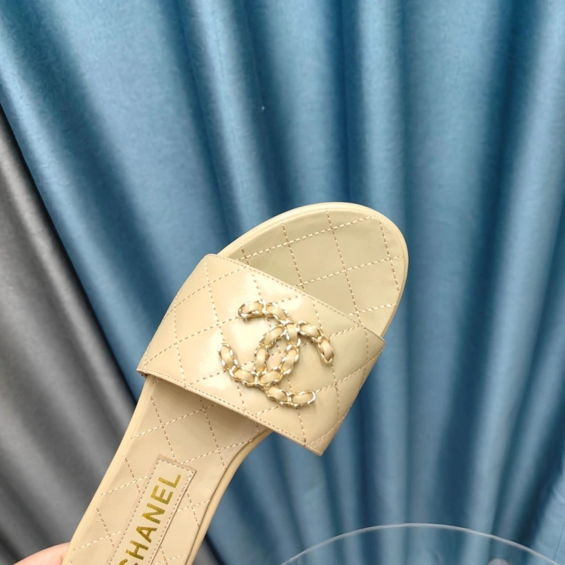 AllSeason Chxnxl Slippers 121813