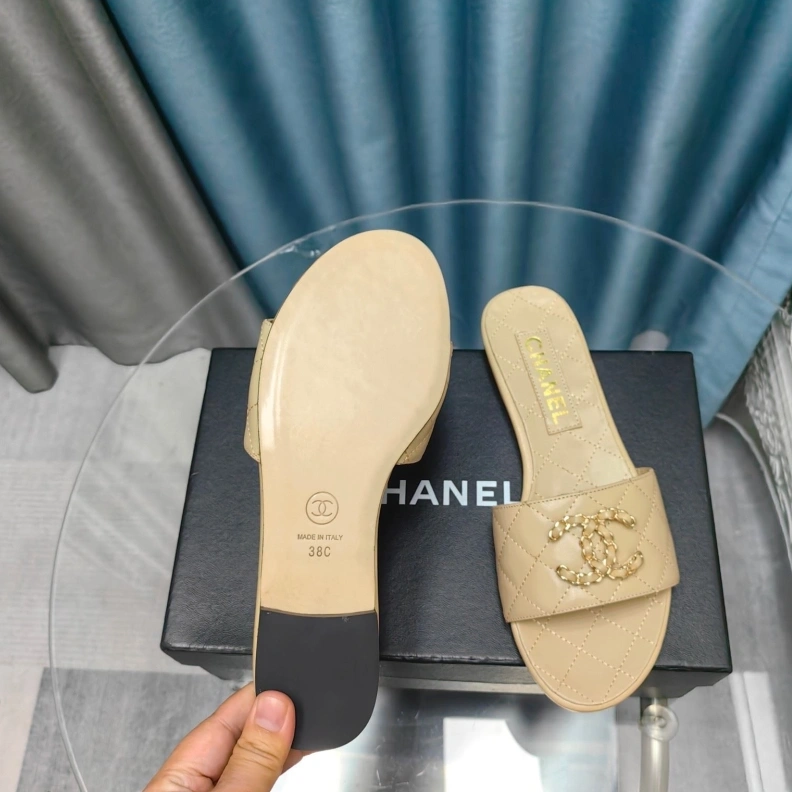AllSeason Chxnxl Slippers 121813
